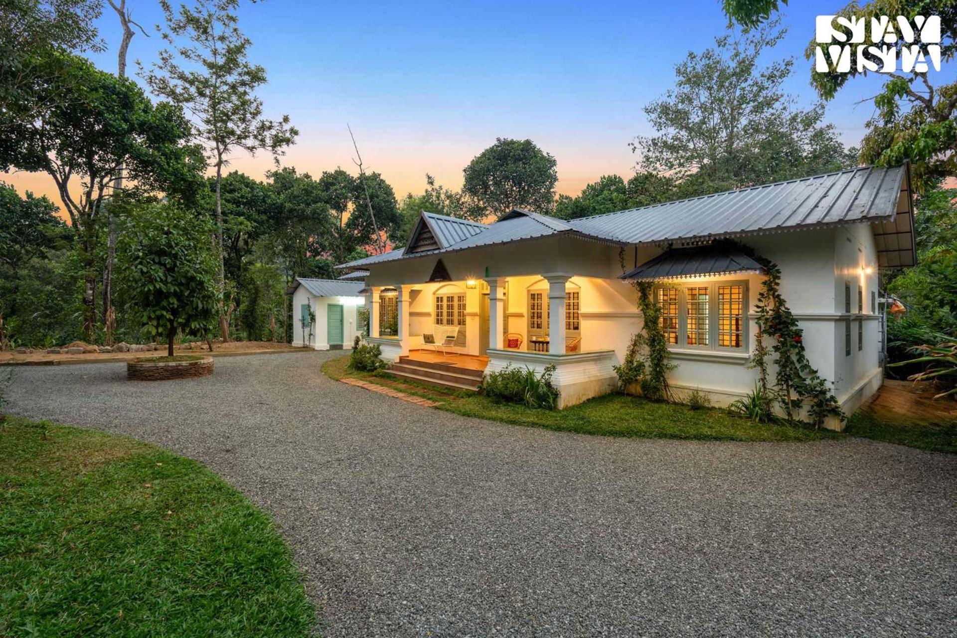 Stayvista At Catherine Cottage With Heater & Board Game Munnar Luaran gambar