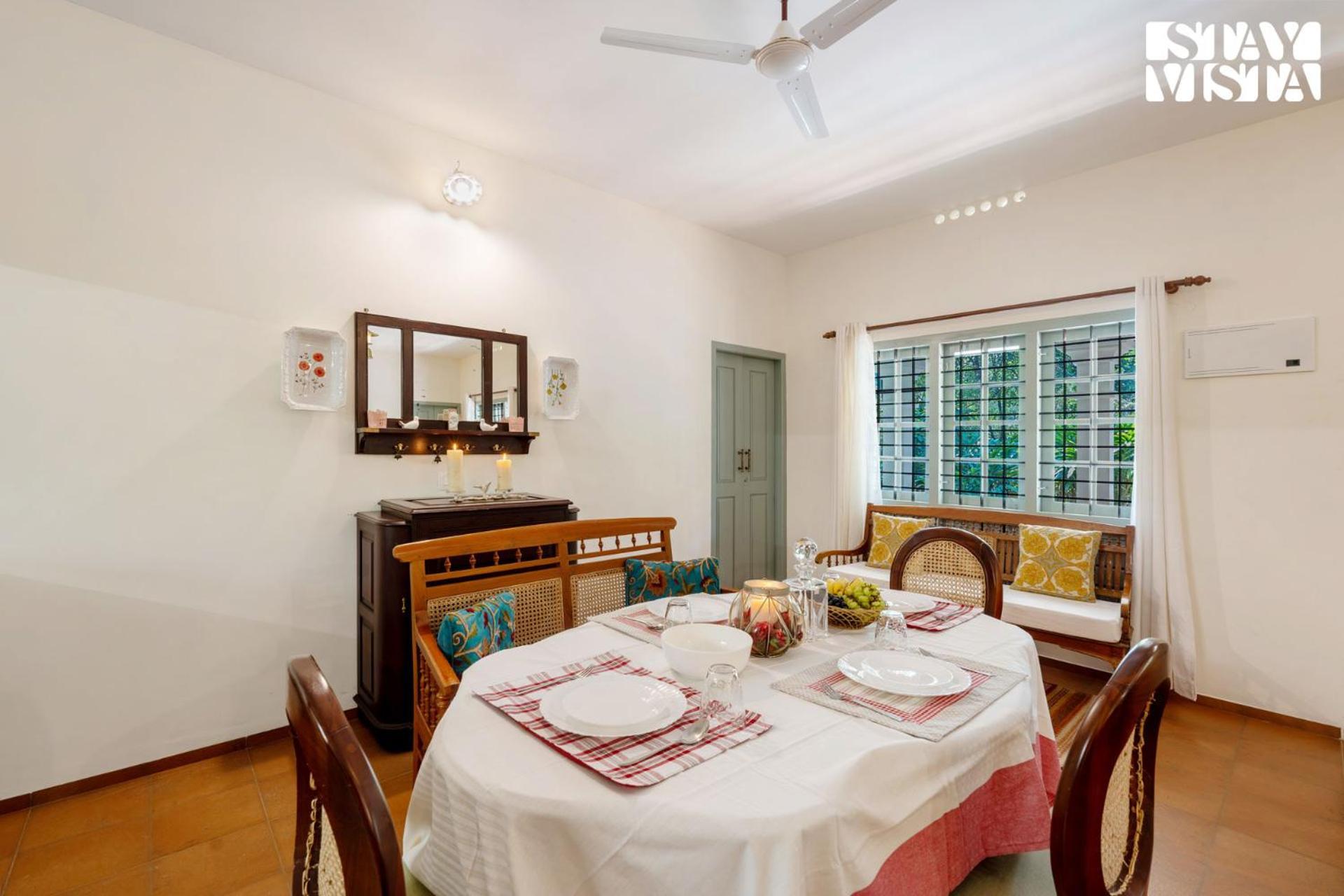 Stayvista At Catherine Cottage With Heater & Board Game Munnar Luaran gambar